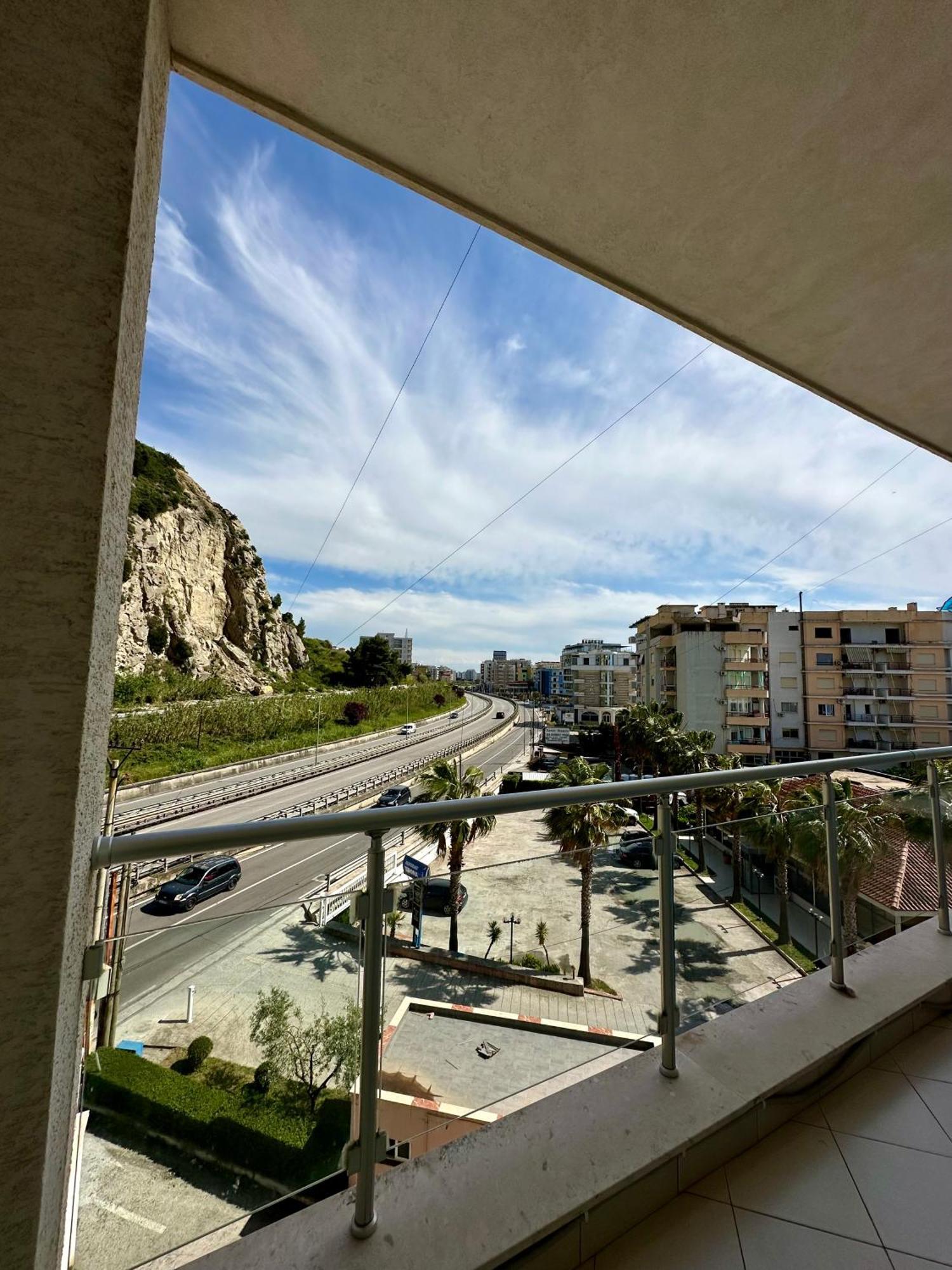 Apartment Ermest ,Kavaje Rock Durrës Exterior foto